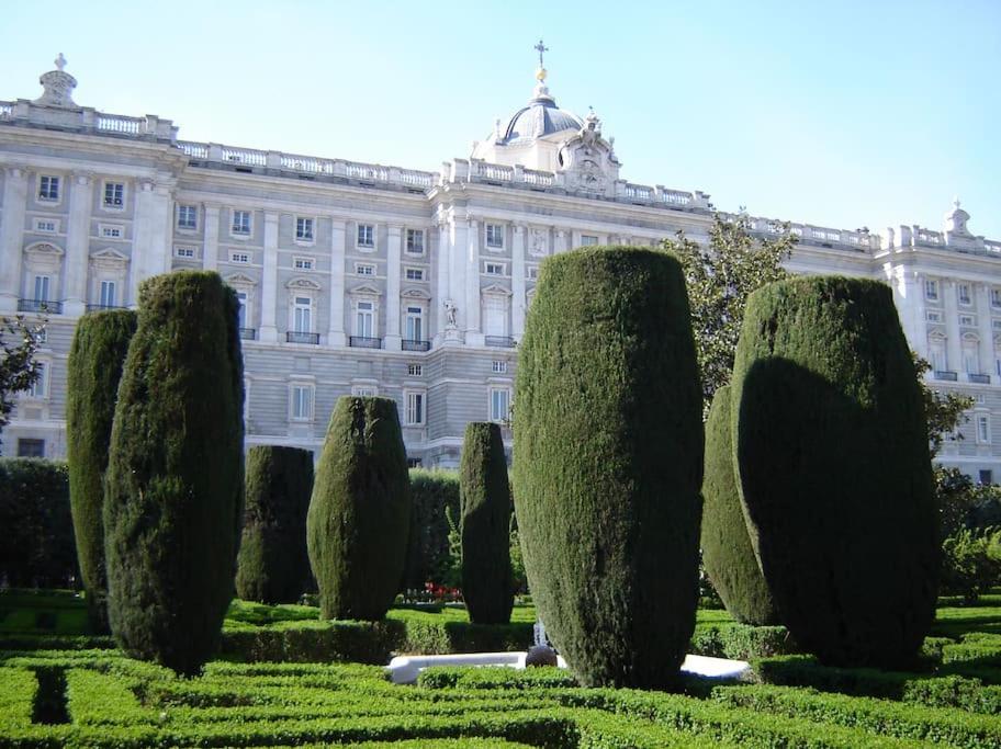 Precioso Apartamento Junto A La Plaza Mayor Madrid Eksteriør bilde