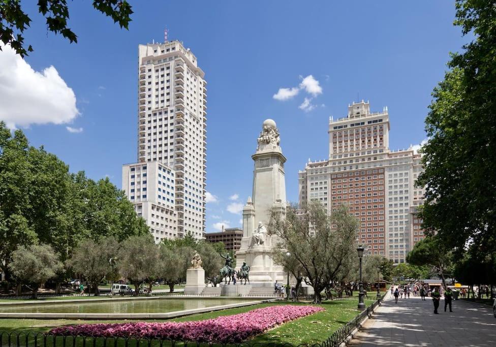 Precioso Apartamento Junto A La Plaza Mayor Madrid Eksteriør bilde