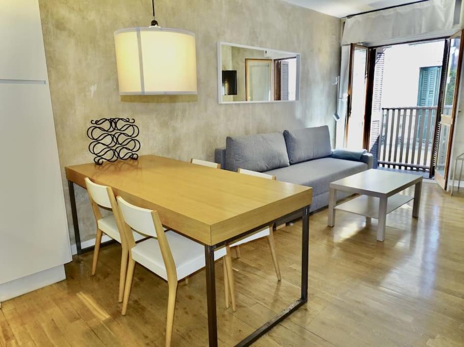 Precioso Apartamento Junto A La Plaza Mayor Madrid Eksteriør bilde